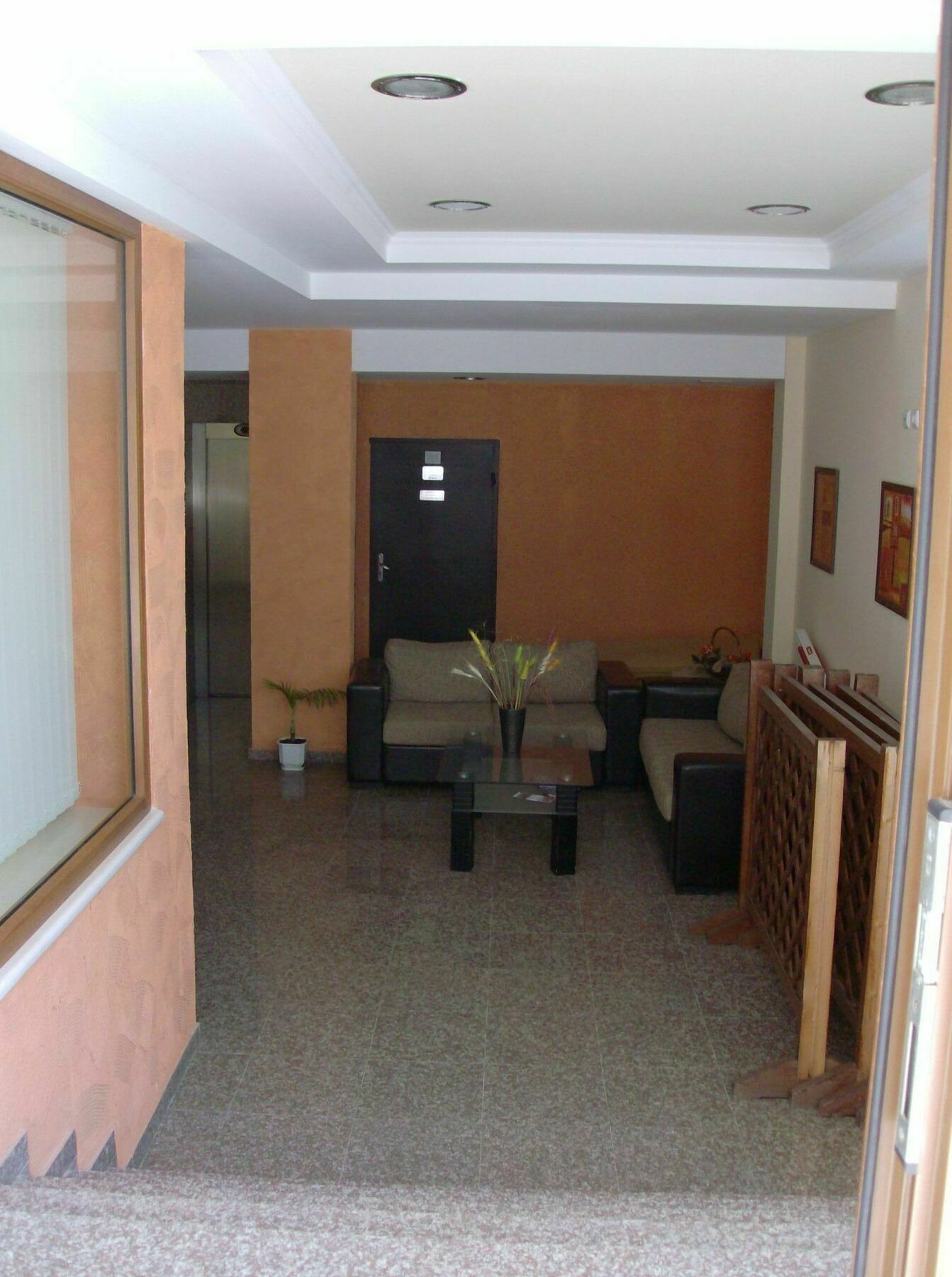 Menada Sea Regal Apartments Pantai Sunny Bagian luar foto